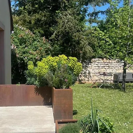 Lantställe Contemporain Cote Sioule A Ebreuil, 4 Pers, Jardin - Fr-1-489-551