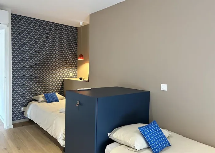 Contemporain Cote Sioule A Ebreuil, 4 Pers, Jardin - Fr-1-489-551 Holiday home Ebreuil