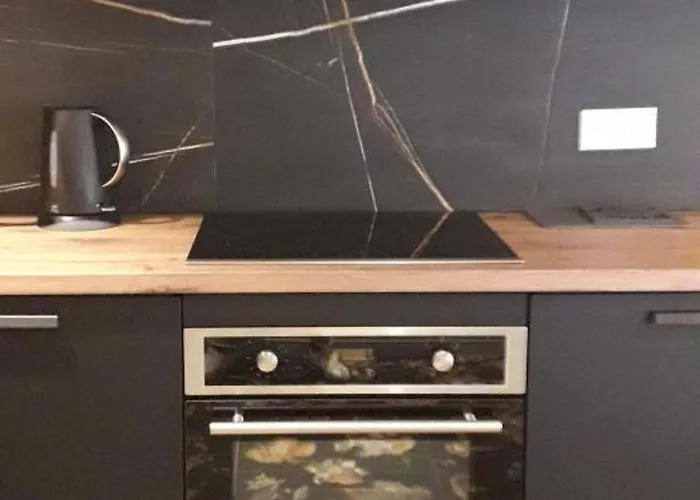 Contemporain Cote Sioule A Ebreuil, 4 Pers, Jardin - Fr-1-489-551 Holiday home