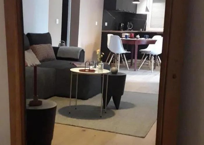 Contemporain Cote Sioule A Ebreuil, 4 Pers, Jardin - Fr-1-489-551 Holiday home *