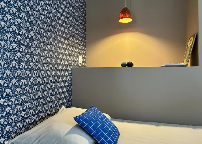 Holiday home Contemporain Cote Sioule A Ebreuil, 4 Pers, Jardin - Fr-1-489-551